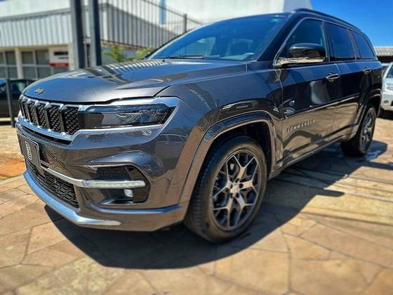 JEEP COMMANDER 1.3 T270 TURBO FLEX OVERLAND AT6 JEEP COMMANDER 1.3 T270 TURBO FLEX OVERLAND AT6